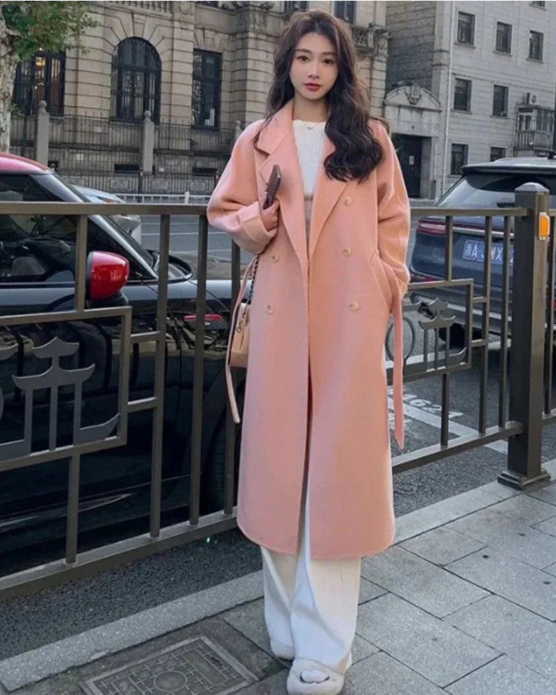 Dinah – Timeless wool trench coat