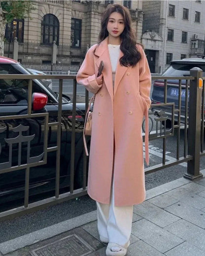 Dinah – Timeless wool trench coat