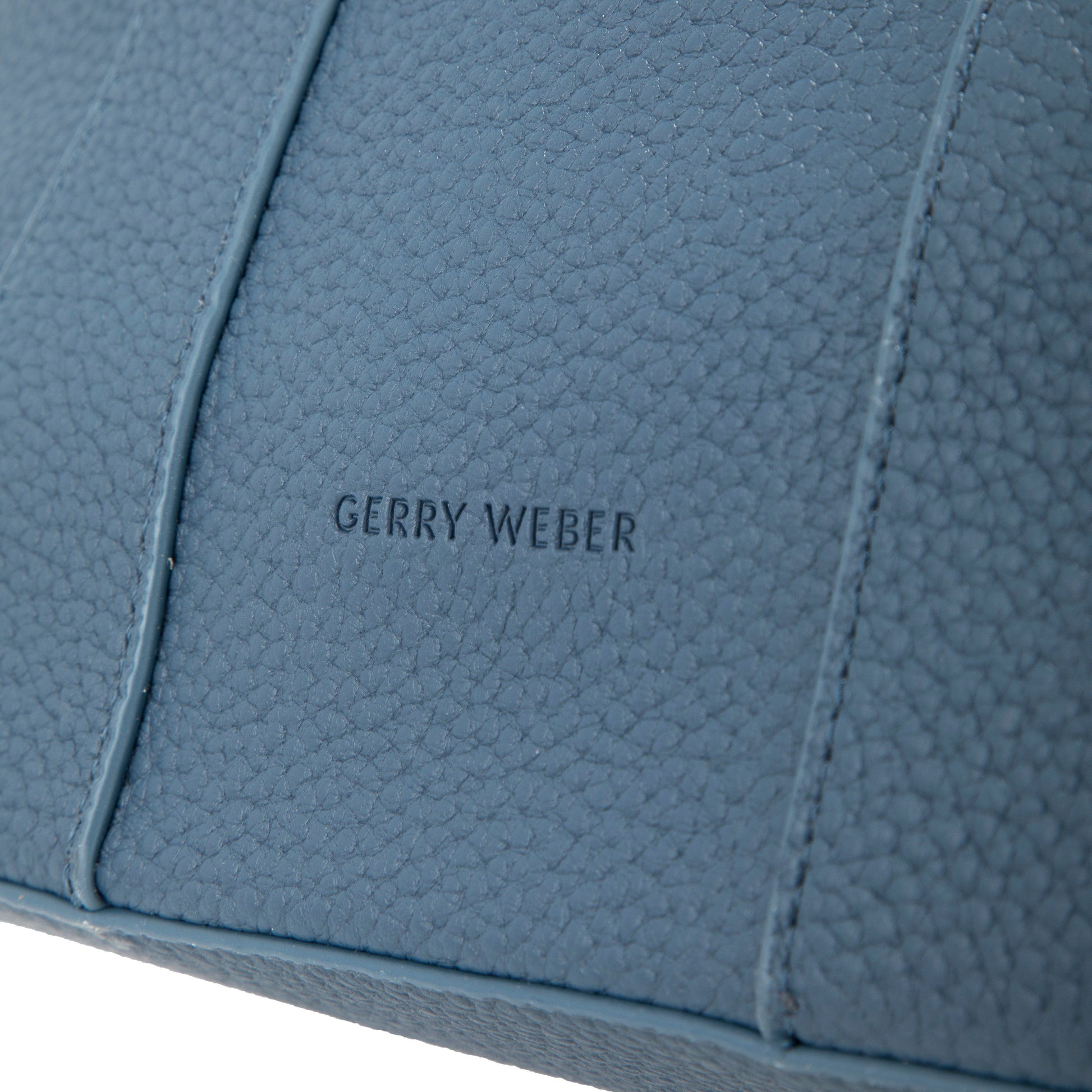 color:dunkelblau_ansicht:000000000000005_dokar:Z07_dokar-text:online inhalt