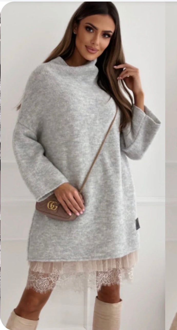 Zoe Set – Lace camisole with matching knitted top