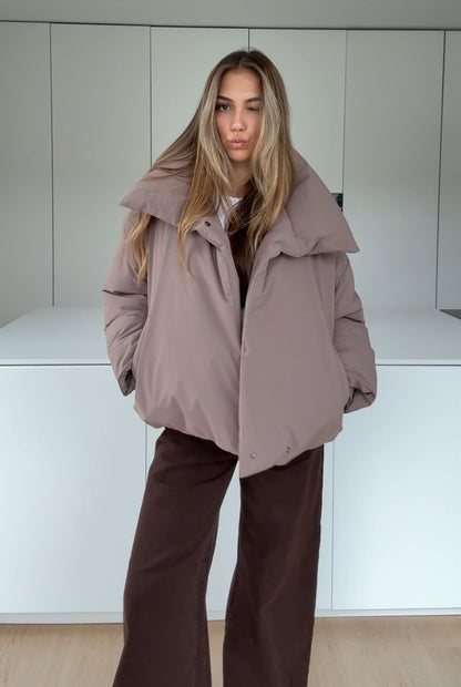 Puffer jacket in Taupe
