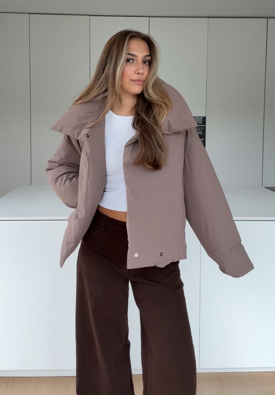 Puffer jacket in Taupe