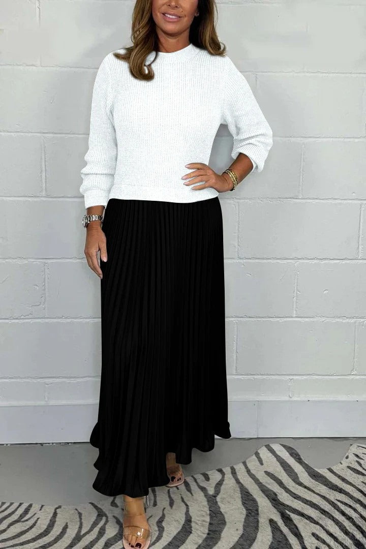 Claudia – Maxi dress with knitted top and pleated skirt