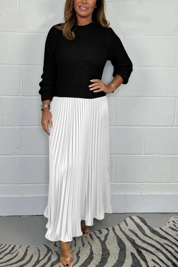 Claudia – Maxi dress with knitted top and pleated skirt