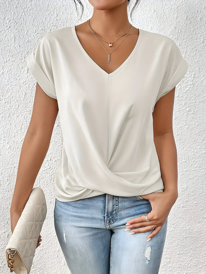 ANA | Elegant casual blouse with V-neckline