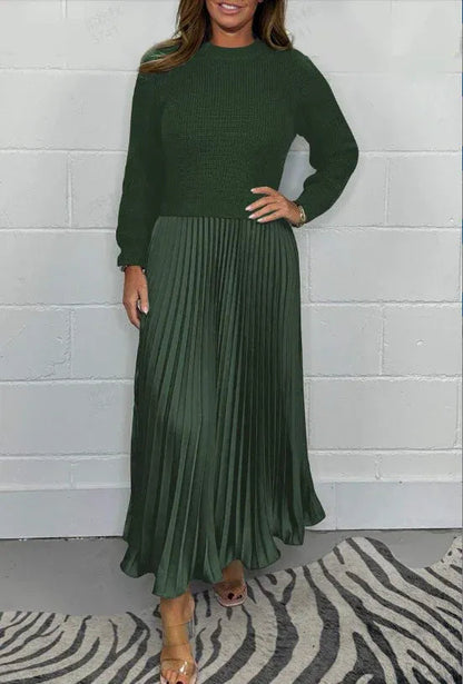 Claudia – Maxi dress with knitted top and pleated skirt